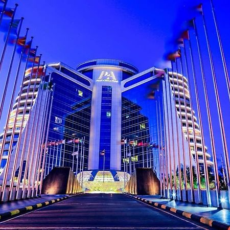 Pearl Of Africa Hotel Кампала Екстериор снимка
