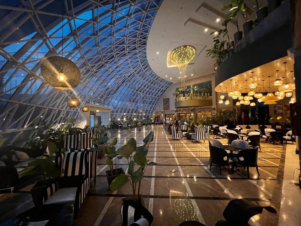 Pearl Of Africa Hotel Кампала Екстериор снимка