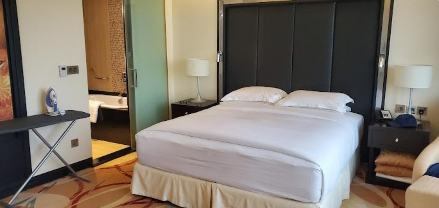 Pearl Of Africa Hotel Кампала Екстериор снимка