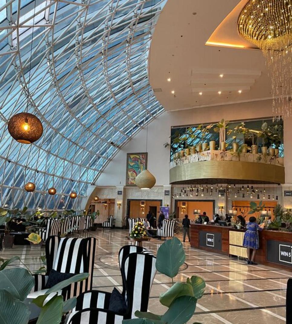 Pearl Of Africa Hotel Кампала Екстериор снимка