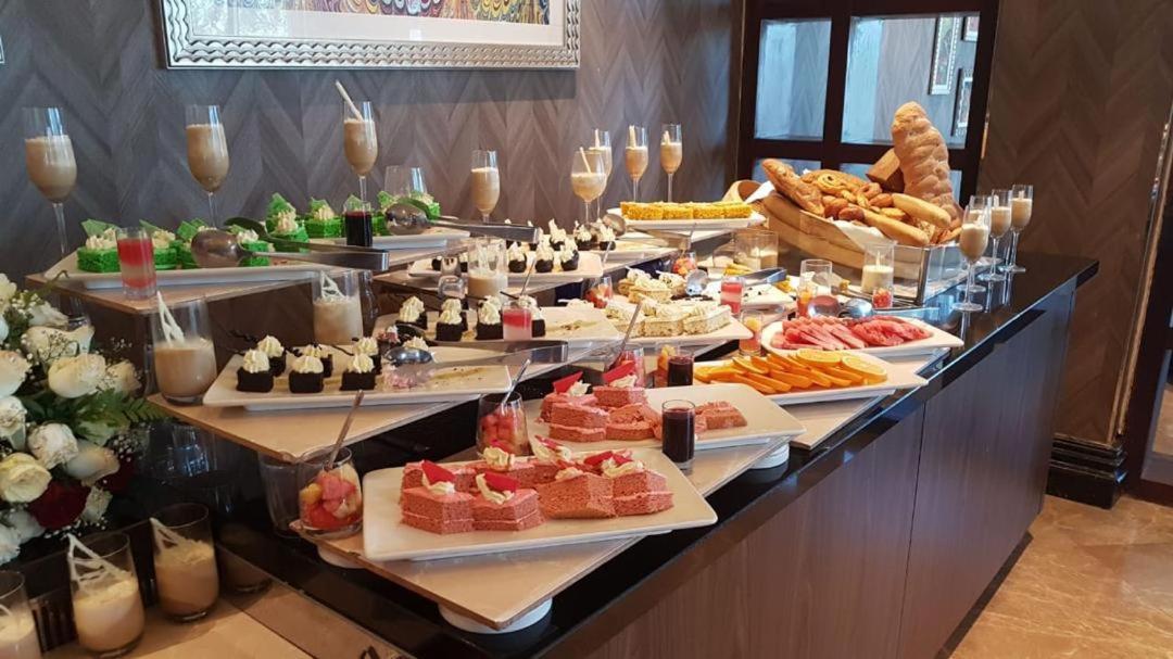 Pearl Of Africa Hotel Кампала Екстериор снимка
